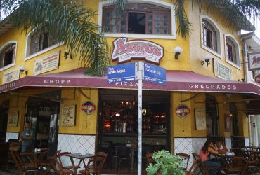 Imagem de destaque para Astros Bar